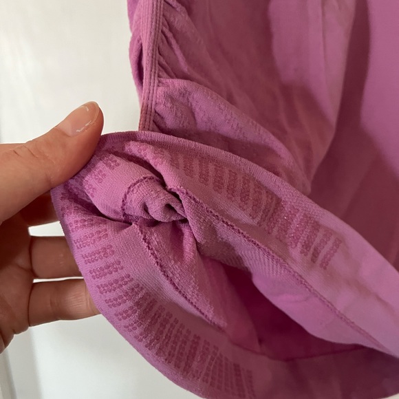 Athleta Speedlight Seamless Tee Size M - Picture 6 of 6